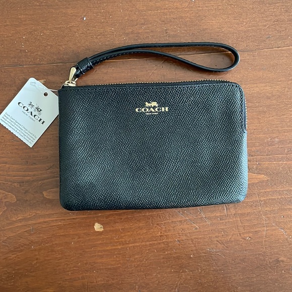 Coach Wristlet - New With Tags - Picture 1 of 7
